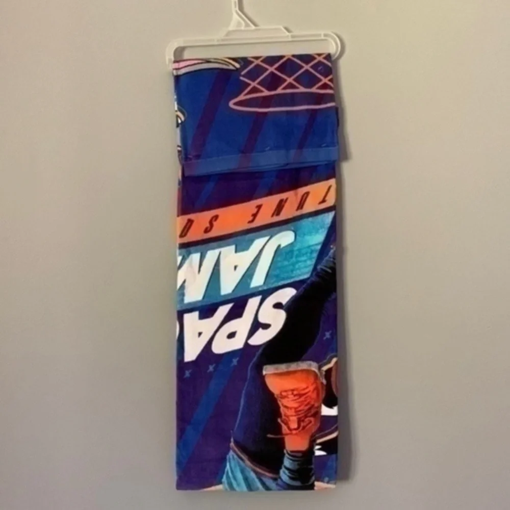 NWT. SPACE JAM Beach Towel